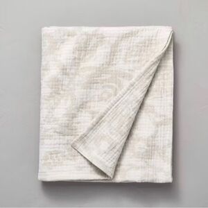Floral Gauze Jacquard Bed Throw Tonal Cream - Hearth & Hand™ with Magnolia